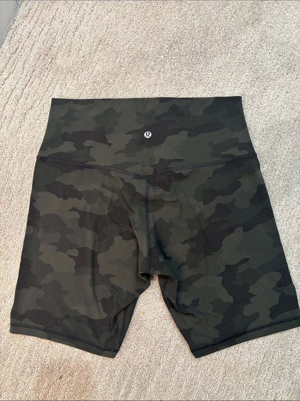 Lululemon shorts - Picture 3 of 5